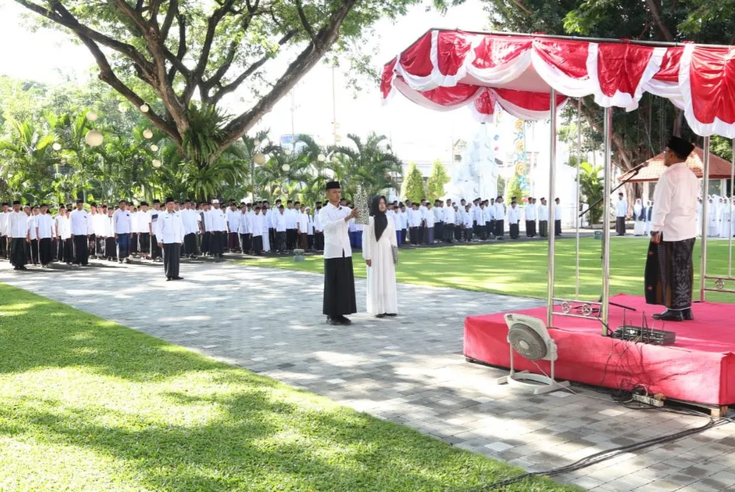 Dukung Program Ketahanan Pangan nasional, Perhutani Bersama TNI dan Stakeholder Tanam Ribuan Pohon Di Banyuwangi