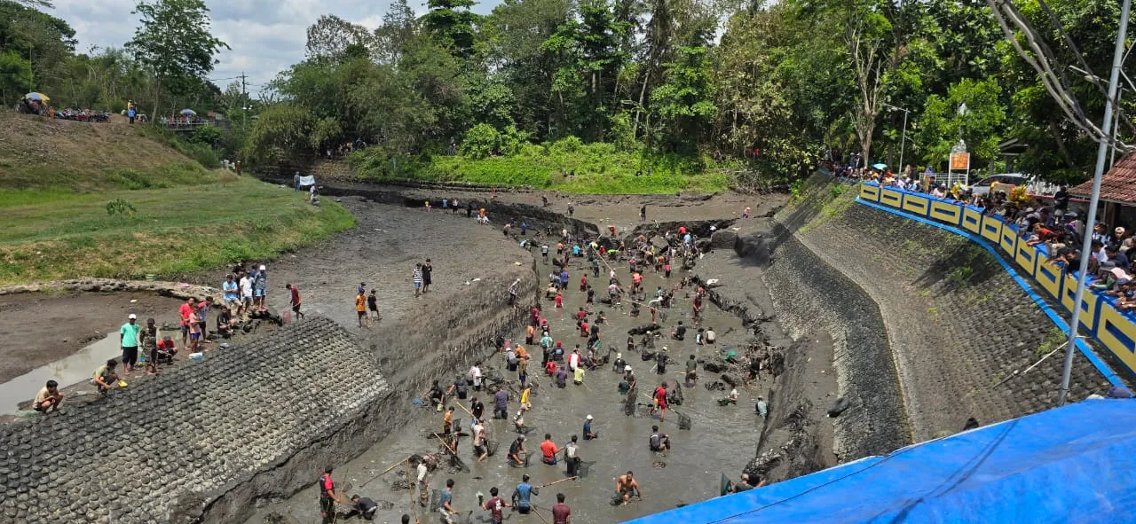 Persiapan Musim Tanam 2024-2025 , Pemkab Banyuwangi Keringkan Sejumlah DAM Besar