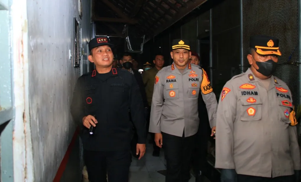 Lapas Banyuwangi Libatkan TNI, Polri dan BNN, Geledah Puluhan Kamar Narapidana
