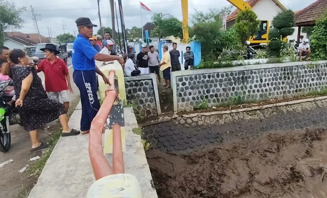 Kapolda Jatim tinjau Pelabuhan ASDP Ketapang, Pastikan Arus Balik Lebaran Lancar