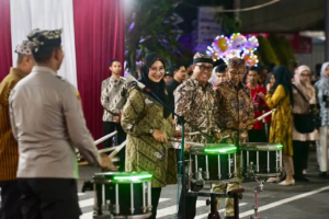 Ribuan Peserta Ramaikan Ijen Marching Festival III 2025 di Banyuwangi, Atraksi Musik Spektakuler Hiasi Kota