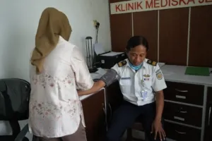 KAI Daop 9 Jember Wajibkan Pemeriksaan Kebugaran! Ini Alasan Masinis Harus Bugar 100% Sebelum Bertugas