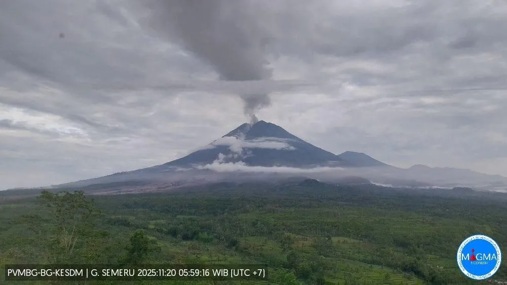 BREAKING! Erupsi Semeru, Ratusan Warga Mengungsi Ada Korban Luka Bakar