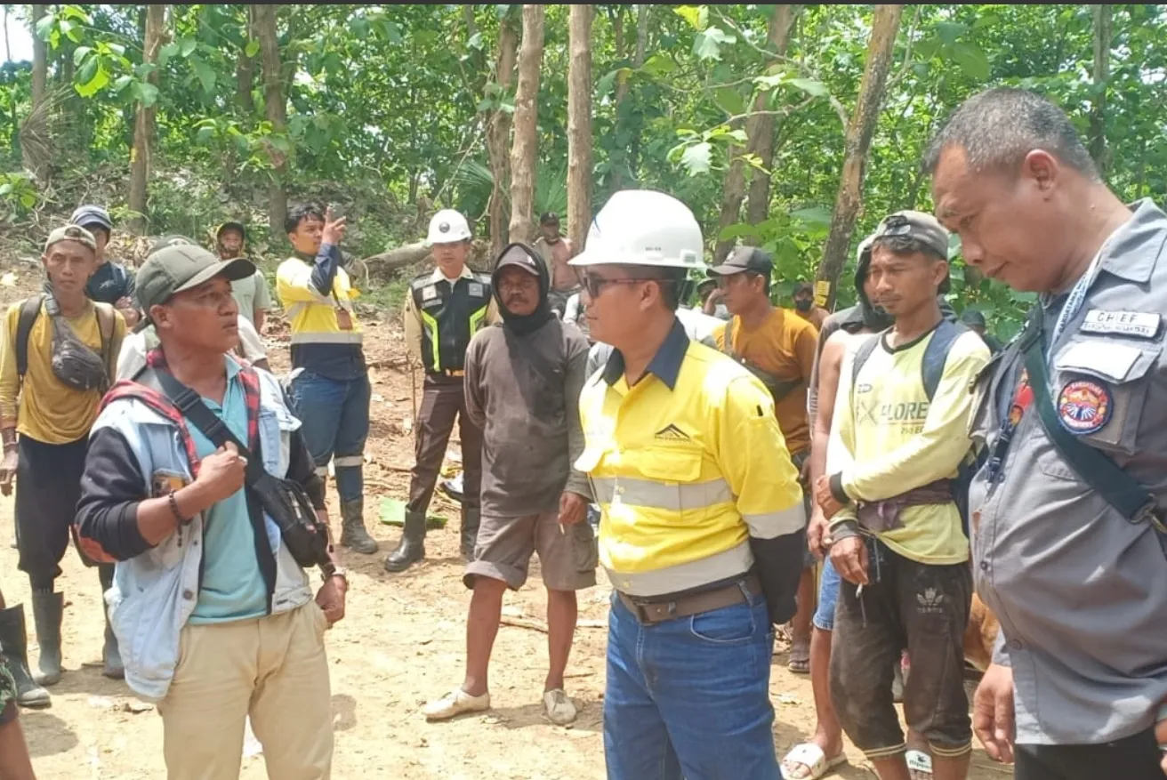 Dialog Tak Kunjung Terwujud, Penambang Emas Tradisional Gunung Tumpangpitu Tagih Janji PT BSI