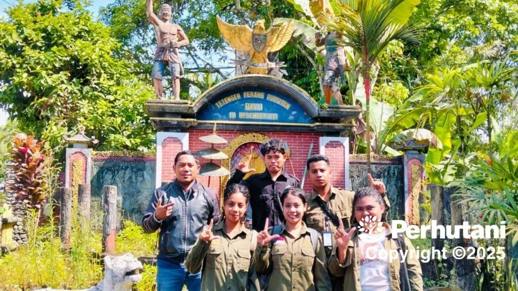 Mahasiswa Kupang Belajar Sejarah Perang Puputan Bayu di Tengah Hutan Banyuwangi Barat, Ini Pesan Perhutani!