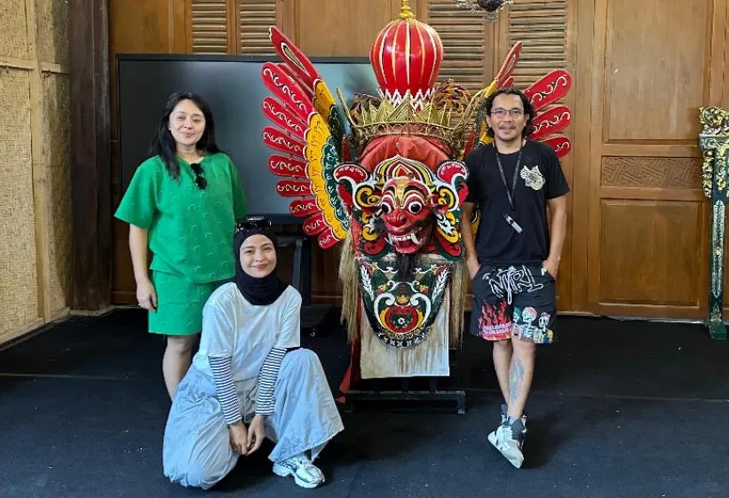 Band Kotak Dalami Budaya Banyuwangi Lewat Tradisi Osing di Kemiren