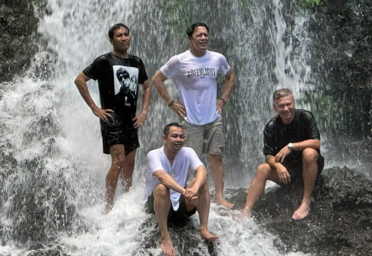 Raffi Ahmad dan The Dudas Minus One Eksplor Banyuwangi, Kunjungi Wisata Hits, Kuliner Legendaris, hingga Alam Menawan
