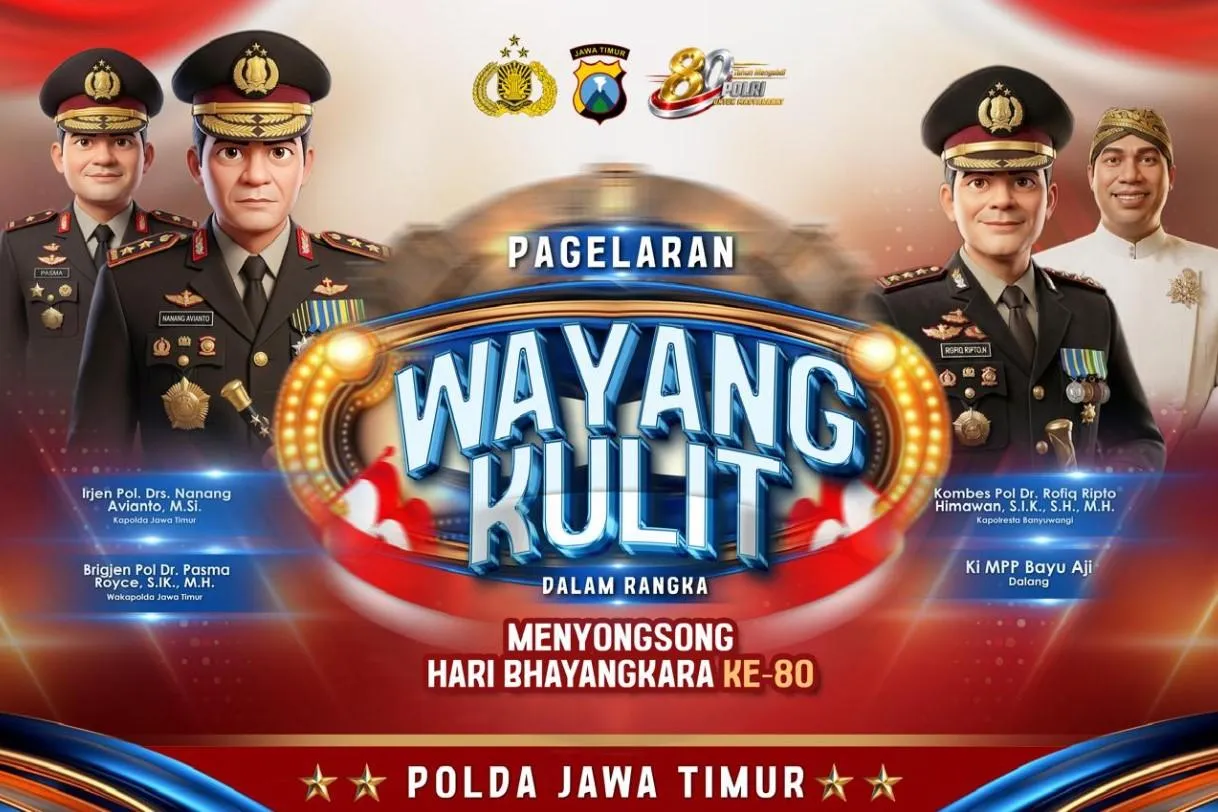 Polda Jatim menggelar pentas wayang kulit semalam suntuk di Banyuwangi dengan dalang Ki Bayu Aji serta hiburan seniman lokal