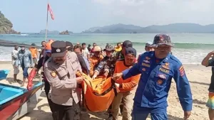Pemancing yang Hilang di Pantai Pulau Merah Ditemukan Meninggal, Operasi SAR Resmi Ditutup