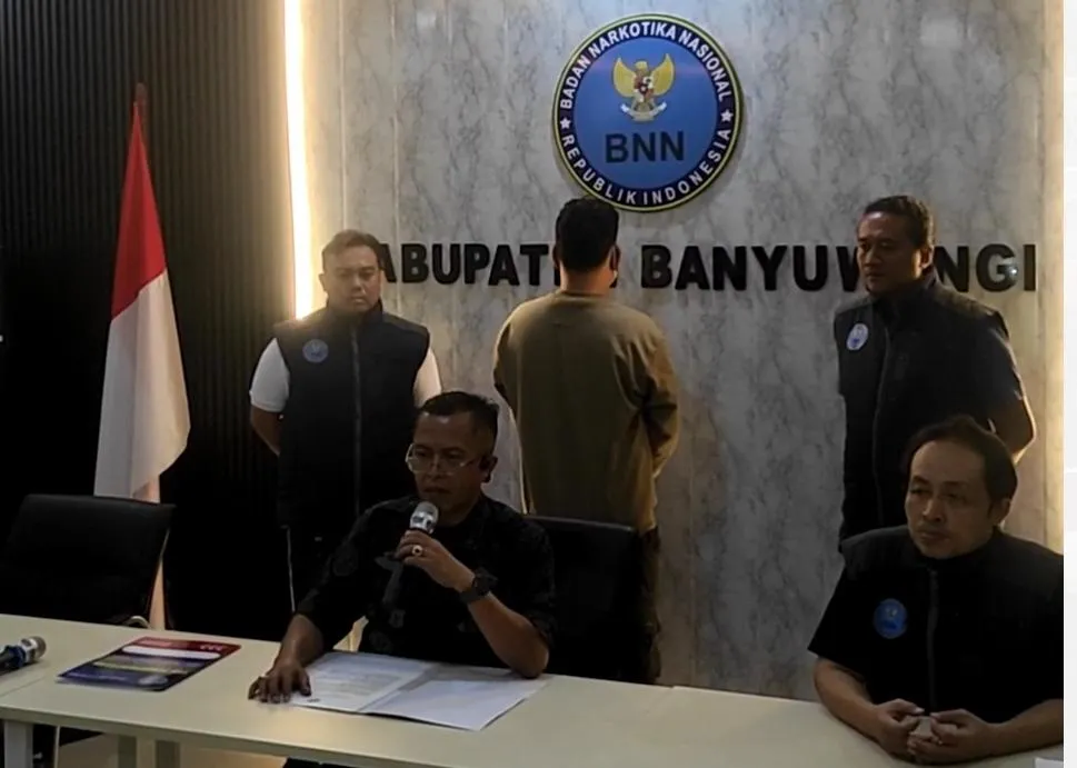 BNNK Banyuwangi Bongkar Modus ‘Ranjau’ Sabu 40 Gram, Residivis Dibekuk di Genteng